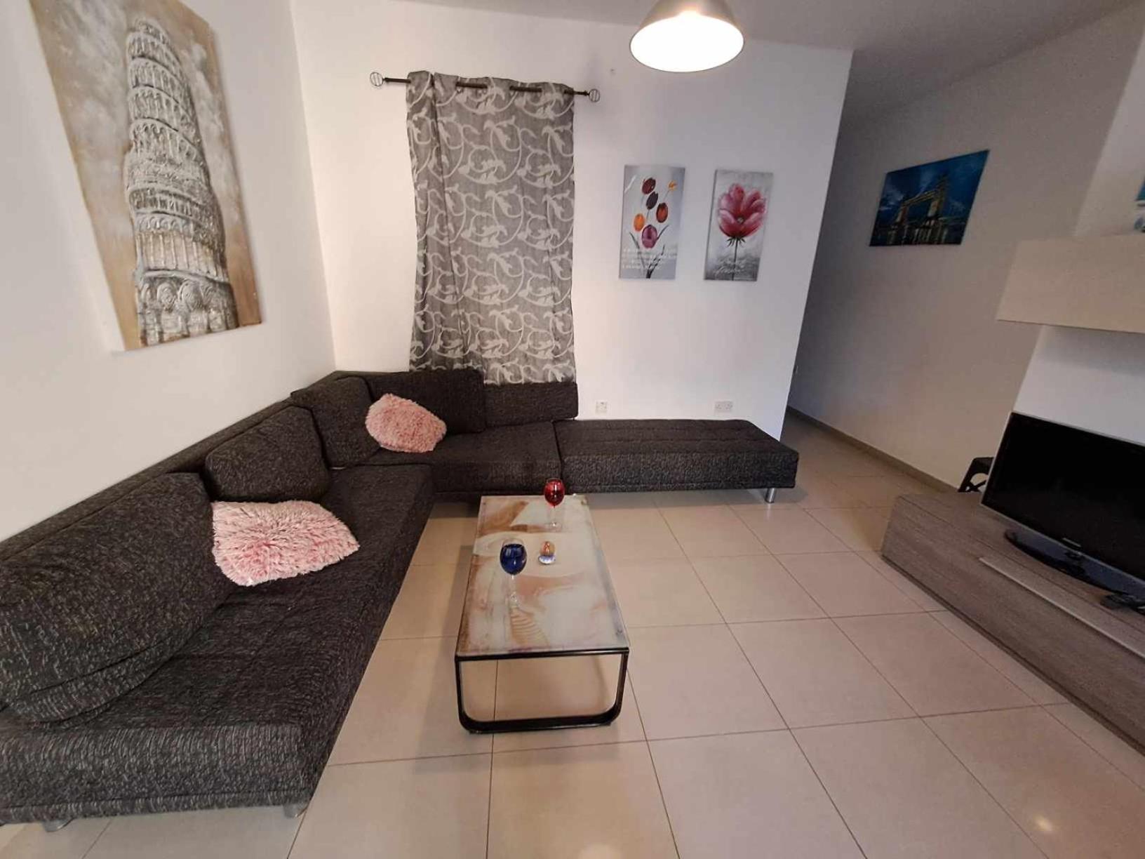 St Julians Sliema 3 Minutes Walk From Promenade 3 Bedroom Apartment Exteriör bild